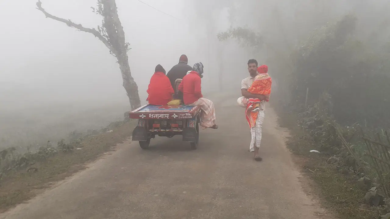 নামছে তাপমাত্রার পারদ, শীতে কাবু পঞ্চগড়
