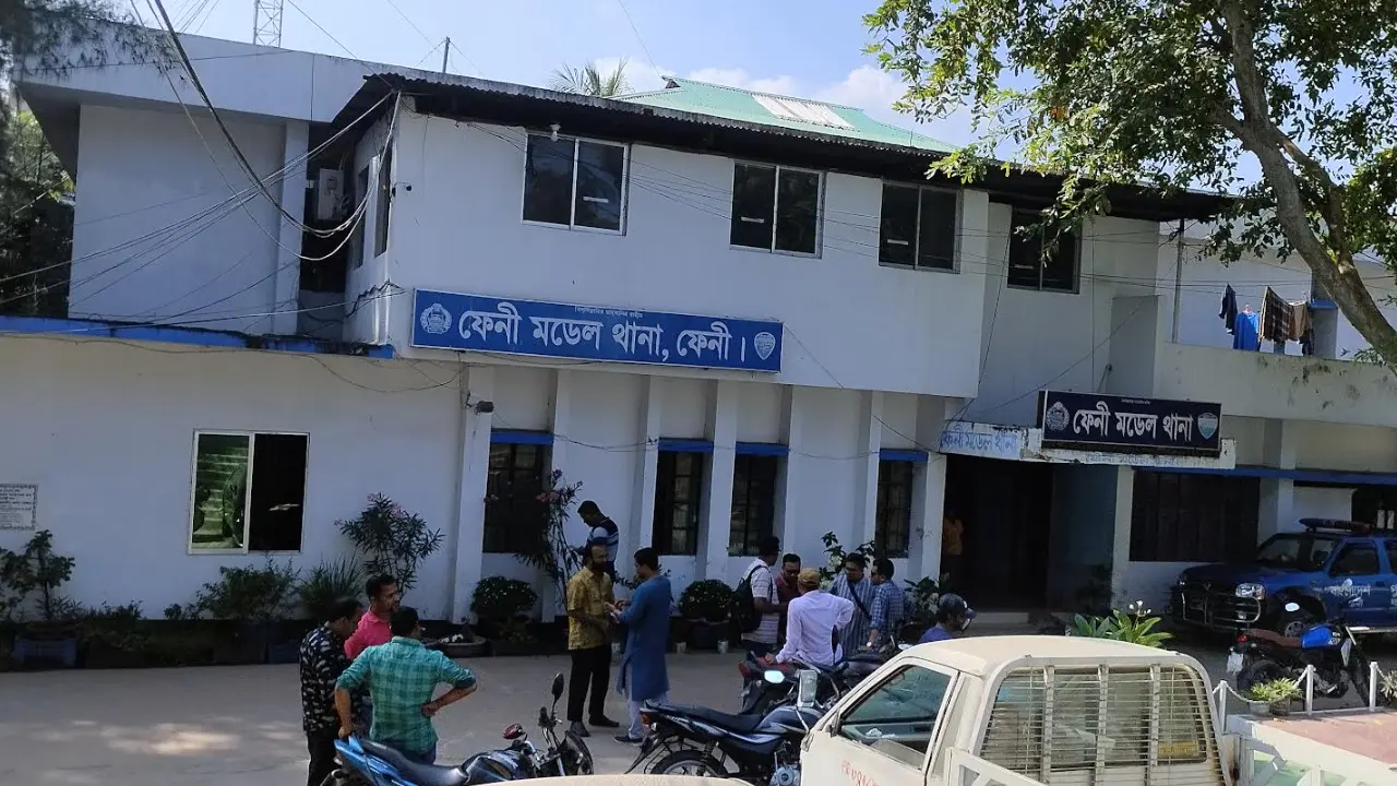 খেলতে গিয়ে ছয় তলার বারান্দা থেকে পড়ে শিশুর মৃত্যু