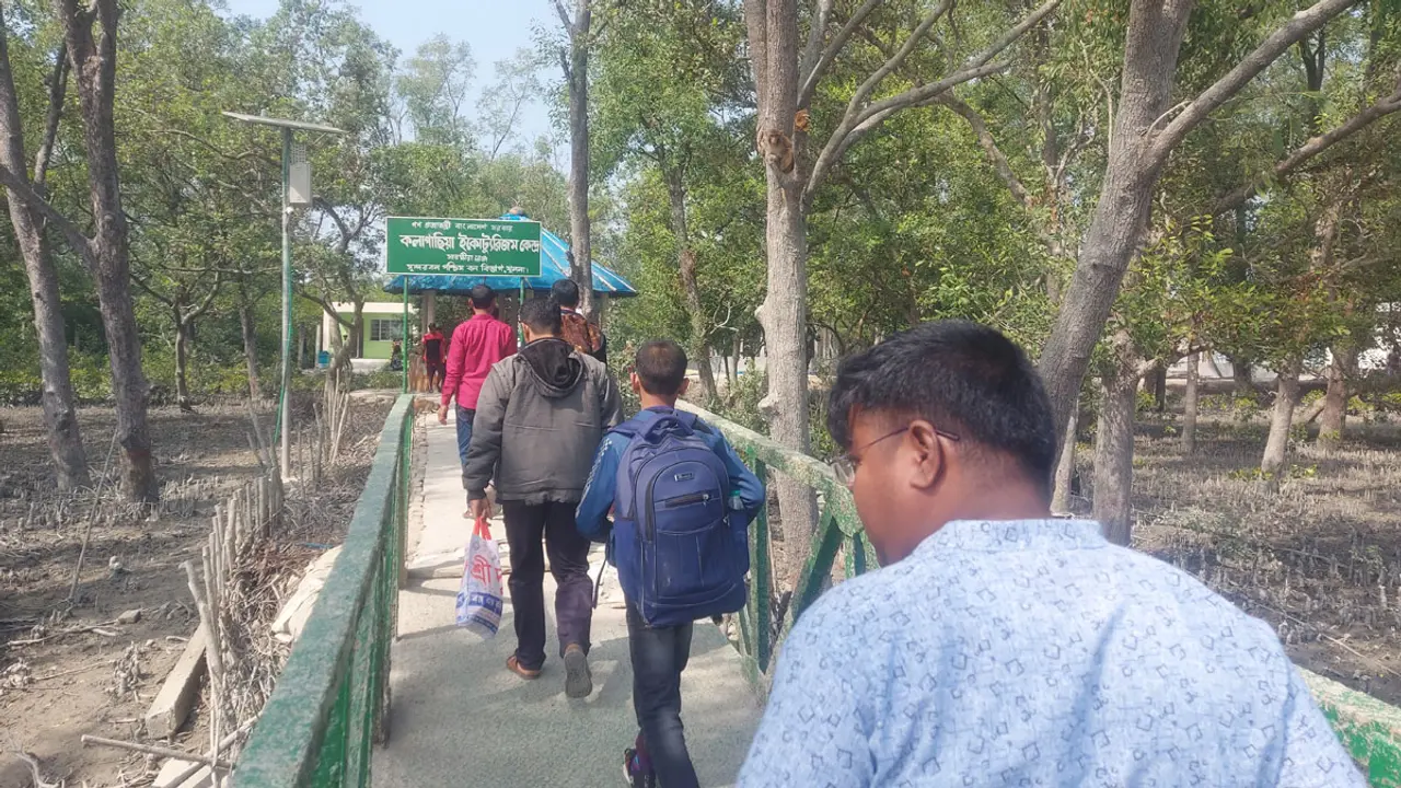 সুন্দরবনে পর্যটক বেড়েছে