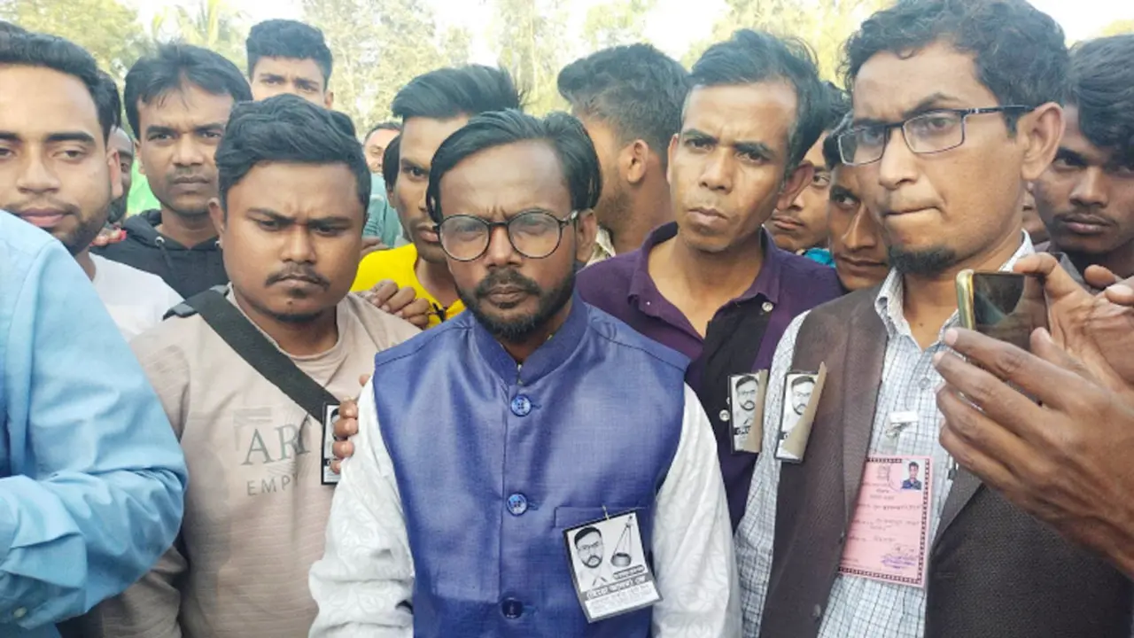 ‘আমি নির্বাচনে অংশ না নিলে ভোটাররা ঘর থেকে বের হতো না’