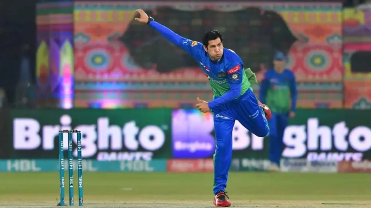 পাকিস্তানে আবারও কেলেঙ্কারি, নির্বাসনে ক্রিকেটার