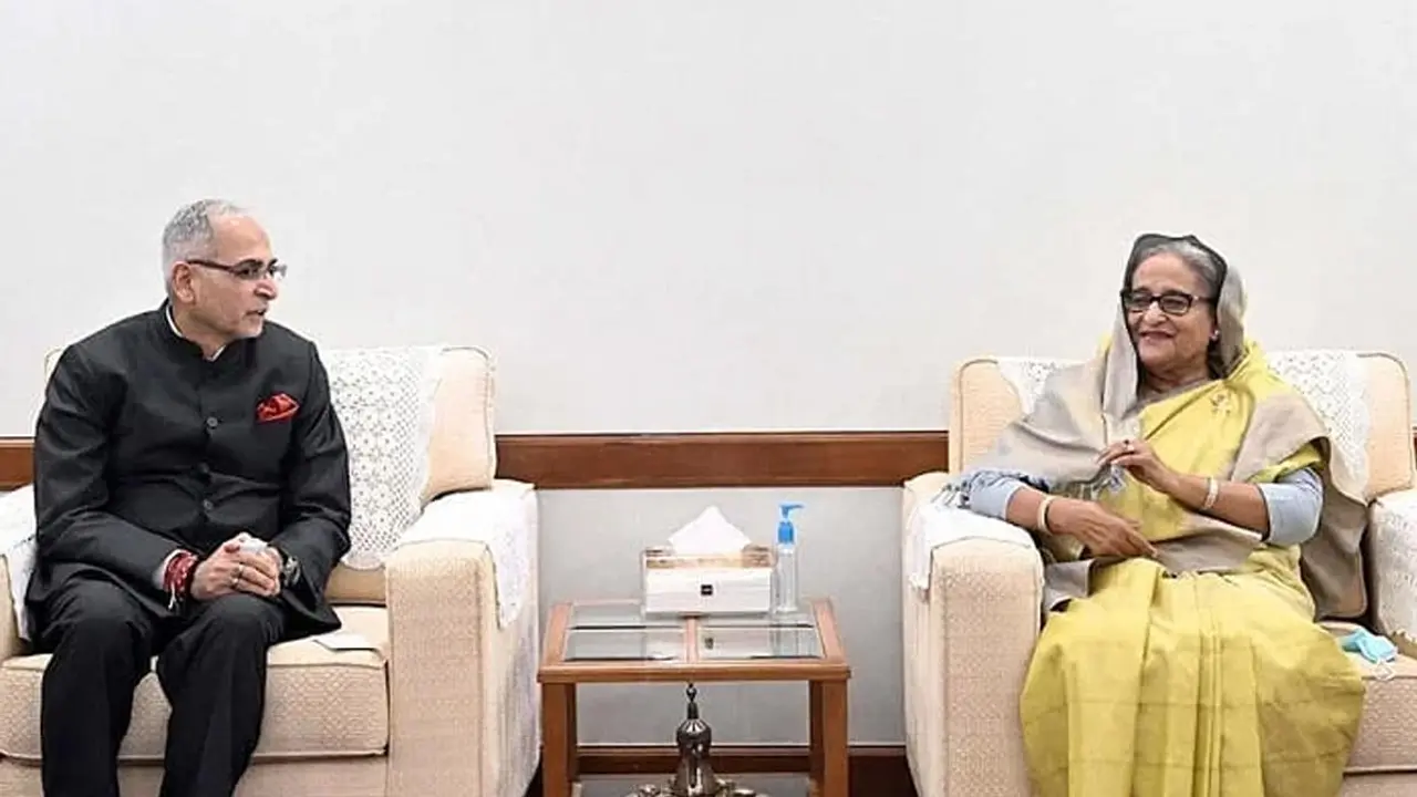 নরেন্দ্র মোদির বার্তা পৌঁছে দিয়ে ঢাকা সফর শেষ করলেন খাতরা