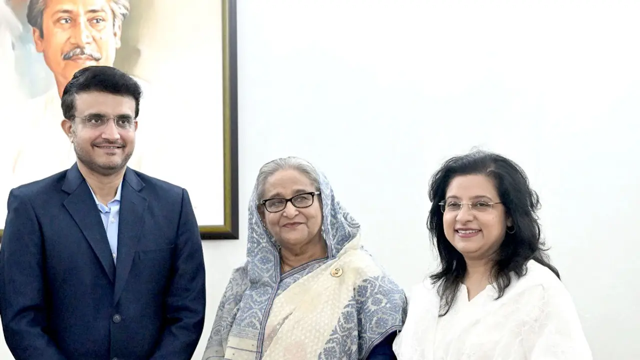 শেখ হাসিনার সঙ্গে কী কথা হয়েছে, নিজেই জানালেন সৌরভ