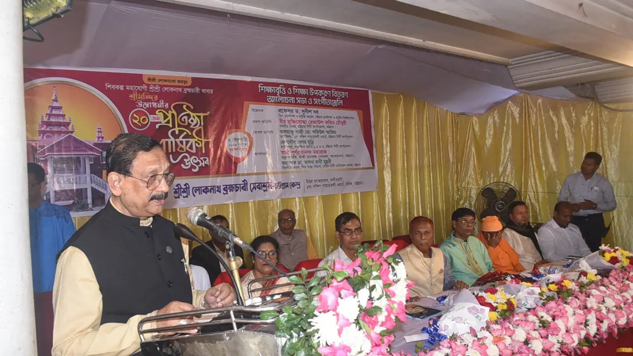 বৃদ্ধাশ্রম নয়, মা-বাবার আশ্রয় হোক সন্তানের হৃদয়ে 