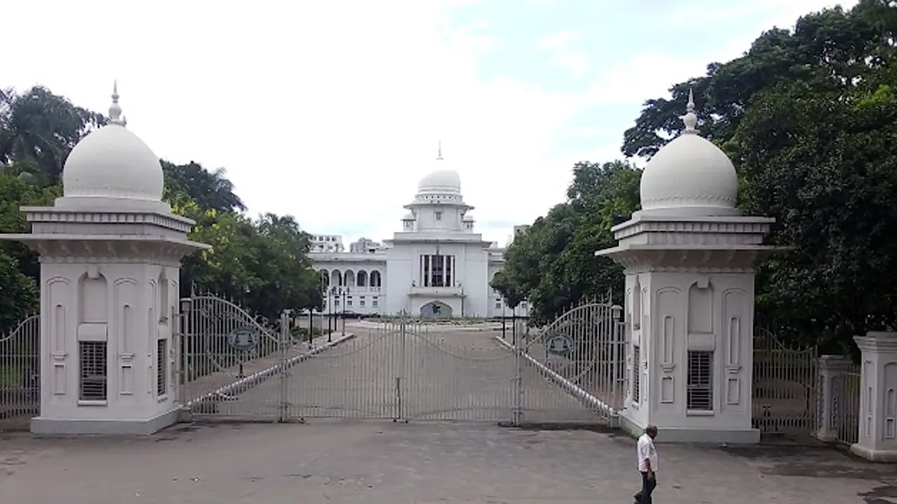 ভাষার মাসের প্রথম দিনে ১৪৯ রায় ও আদেশ বাংলায়