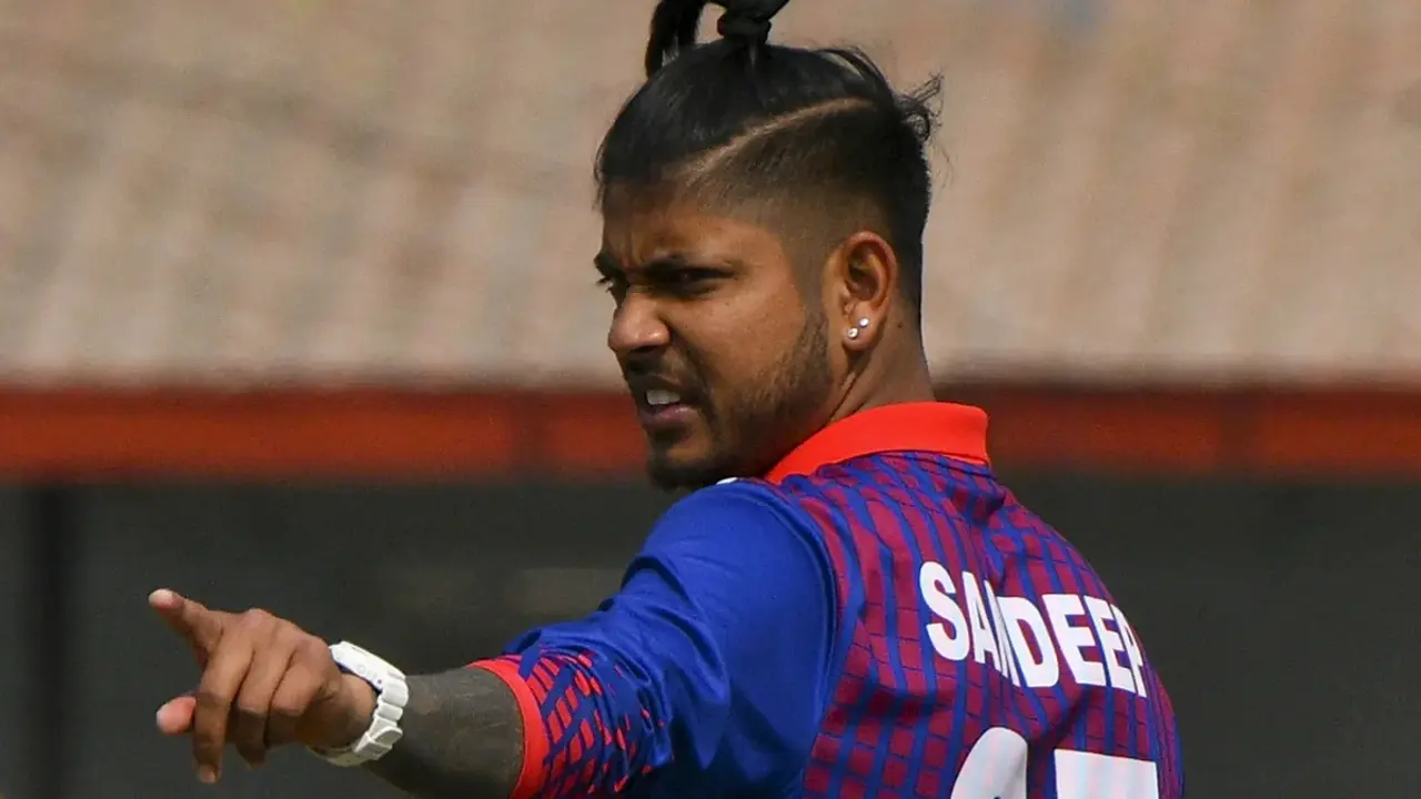 ভালো পারফর্ম করেও বাদ পড়লেন লামিচানে