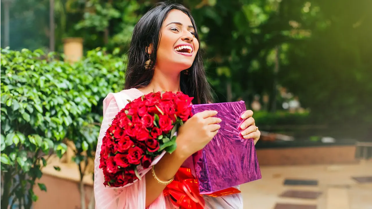 কোন রঙের গোলাপ কী অর্থ প্রকাশ করে?