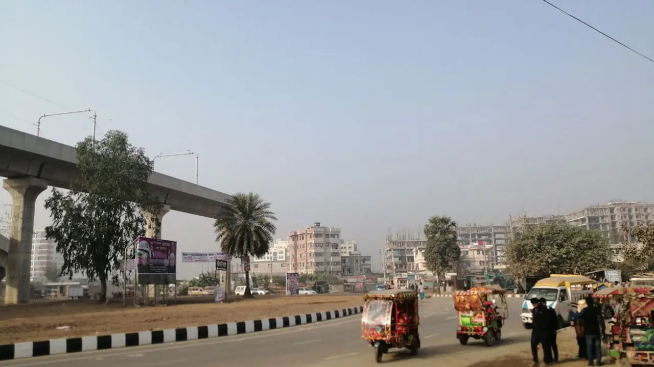 মেট্রো স্টেশন ঘিরে নতুন বাড়ি নির্মাণ, বেড়েছে ভাড়া