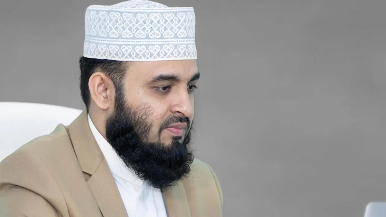 ভালোবাসা কী? যা বললেন মিজানুর রহমান আজহারী