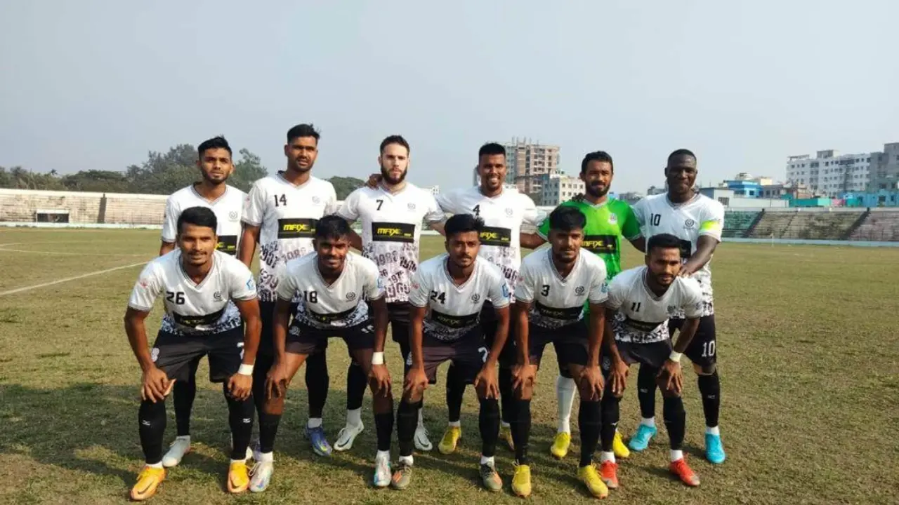 অধিনায়কের হ্যাটট্রিক মোহামেডানের বড় জয়