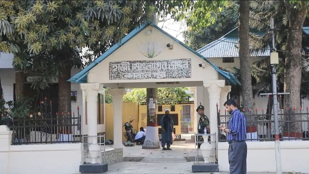 প্রধানমন্ত্রীকে আপ্যায়নে থাকছে হাওরের ২০ রকমের মাছ