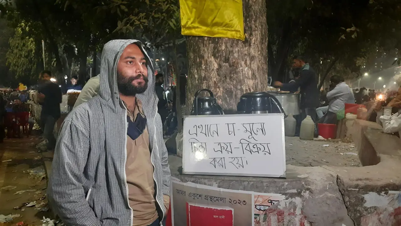 ঢাবির সেই রনি যে কারণে এখন চা বিক্রেতা
