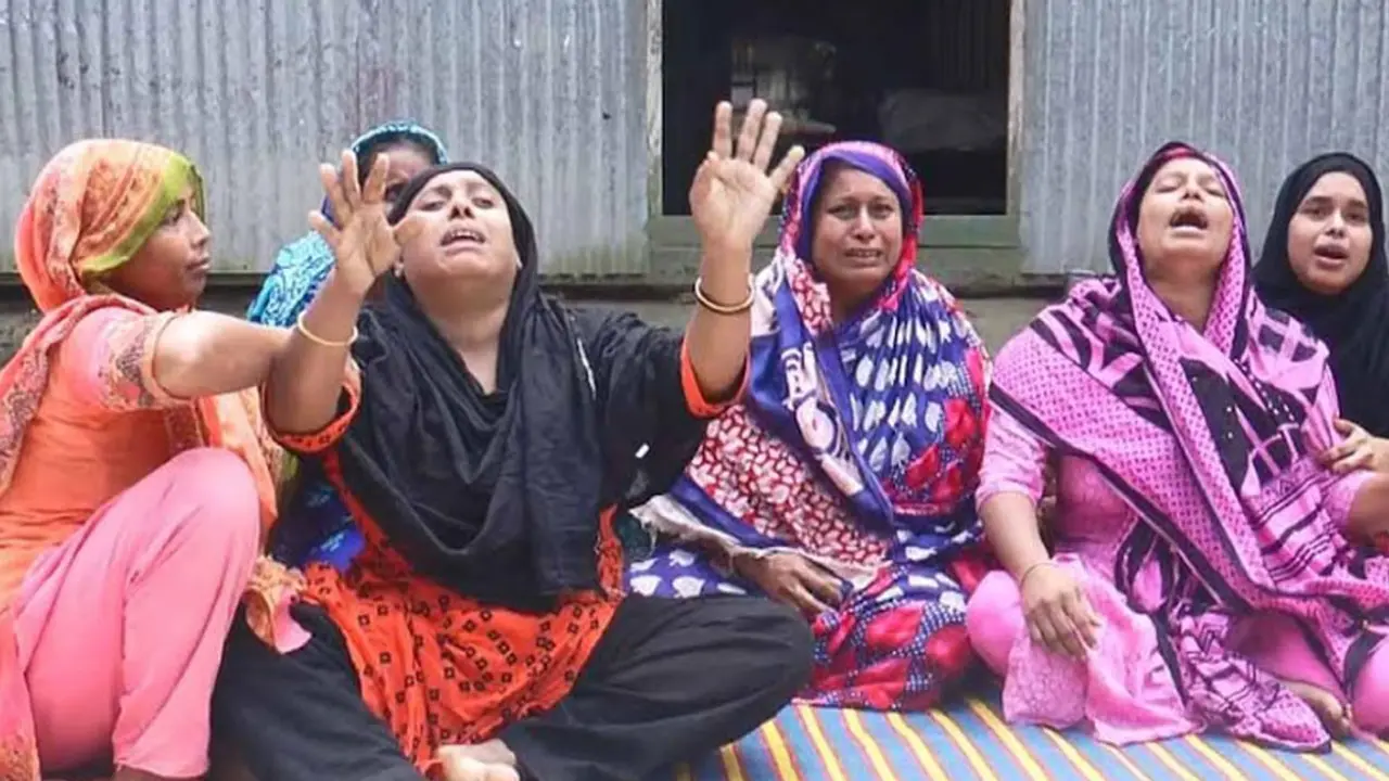 তারা জীবিত না মৃত জানে না পরিবার