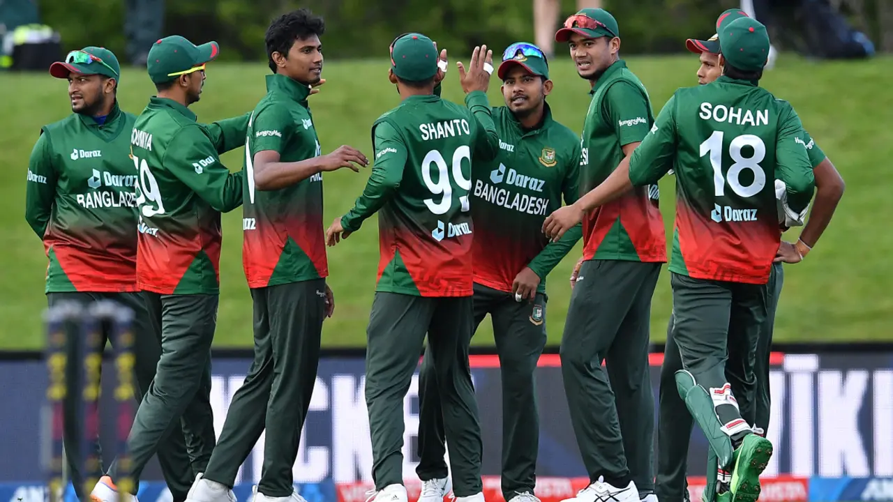 বিসিবির কেন্দ্রীয় চুক্তিতে থাকছে ‘ছয় মাসের রিভিউ’