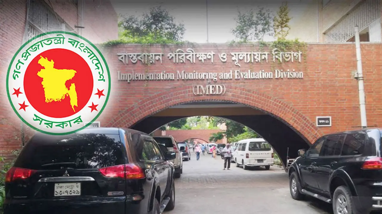 সরষের ভেতর ভূতের দৃষ্টান্ত, কর্তাব্যক্তিই করলেন অনিয়ম-দুর্নীতি