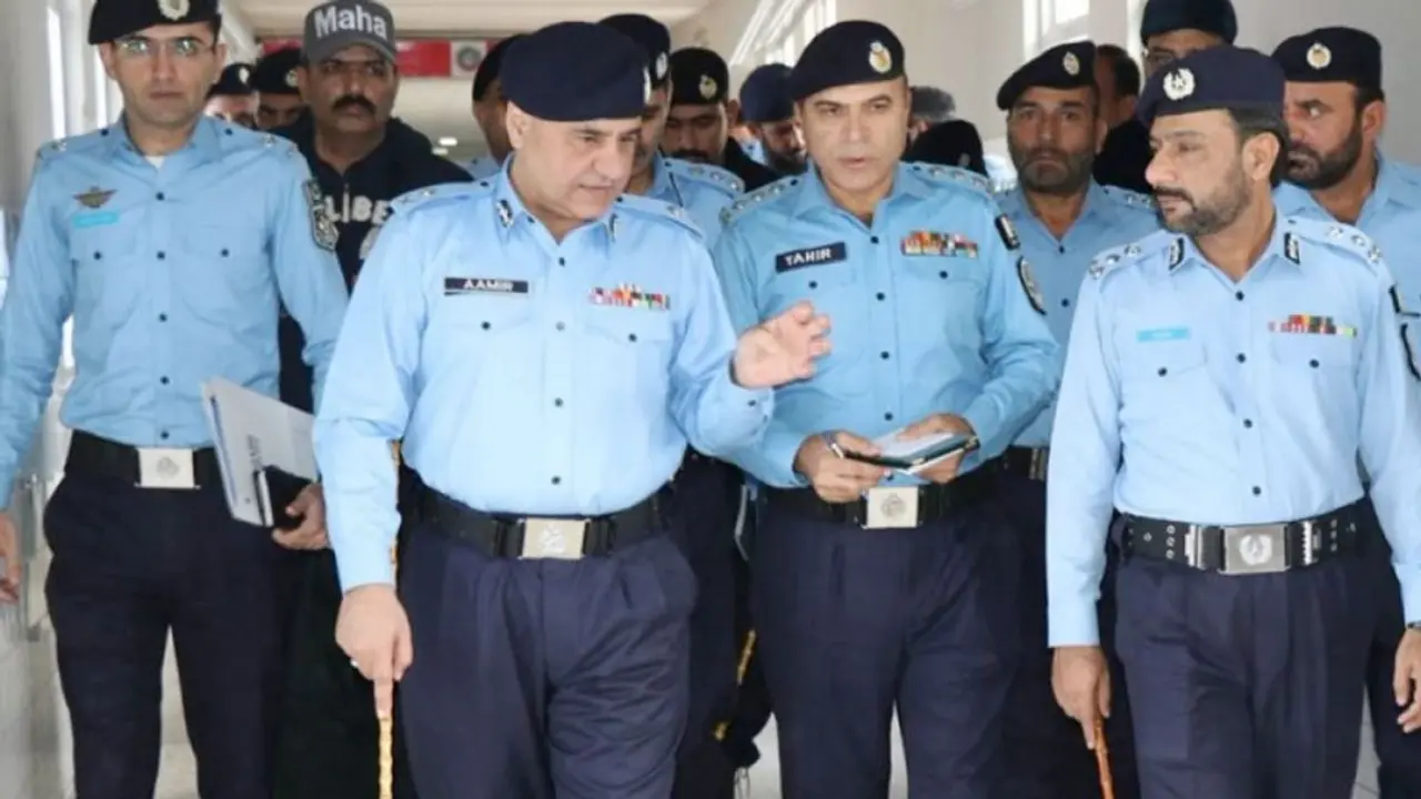 পেশোয়ারে বোমা বিস্ফোরণ : কড়া নিরাপত্তা ইসলামাবাদে