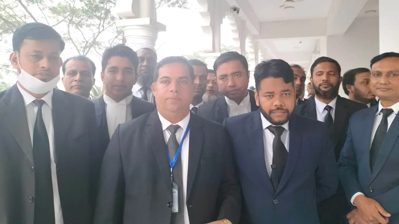 আইনজীবীদের জানিয়ে দেবেন, আদালত অবমাননা করলে ছাড় নয় : হাইকোর্ট