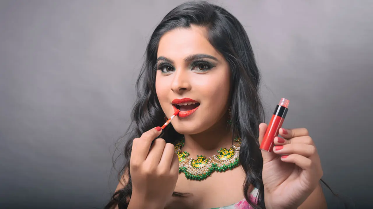 লিপস্টিকের রং দেখে বোঝা যাবে আপনার ব্যক্তিত্ব