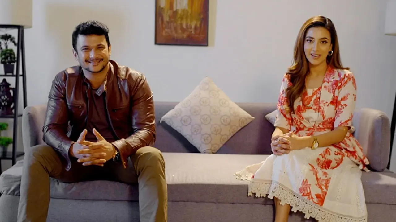 এক দশক পর একসঙ্গে তারা