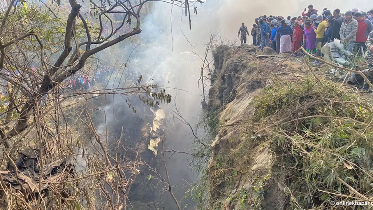নেপালে প্লেন বিধ্বস্ত: ৩২ মরদেহ উদ্ধার, আরও বাড়ার শঙ্কা