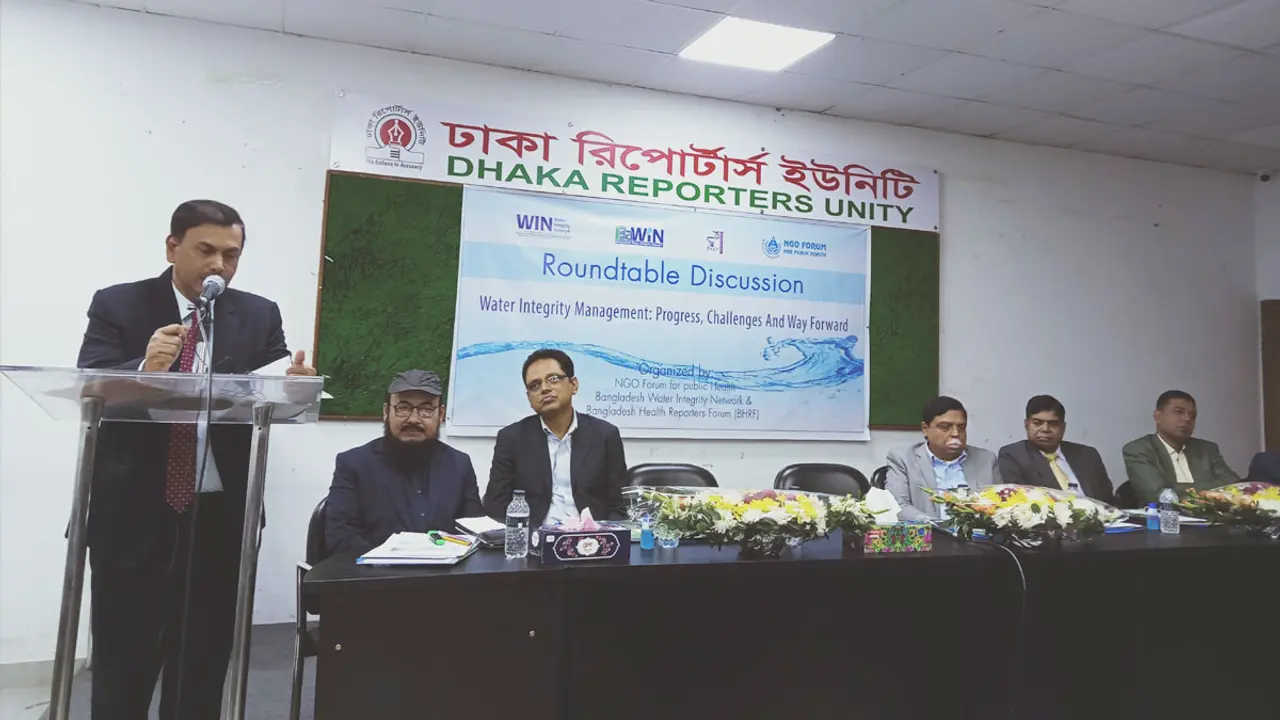 ঢাকায় আশঙ্কাজনক হারে নামছে পানির স্তর, বিশেষজ্ঞদের উদ্বেগ