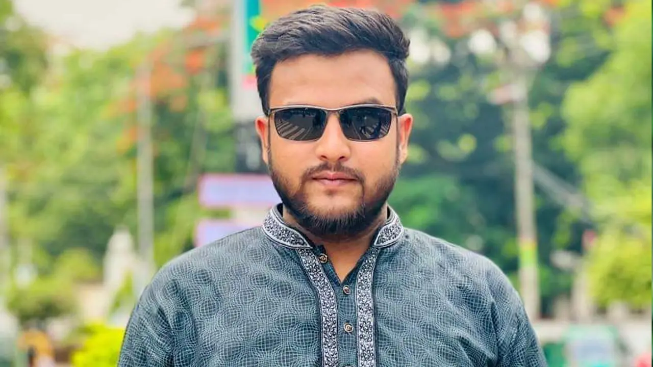 শ্লীলতাহানি ও ছিনতাই মামলায় ঢাবি ছাত্রলীগ নেতা গ্রেপ্তার