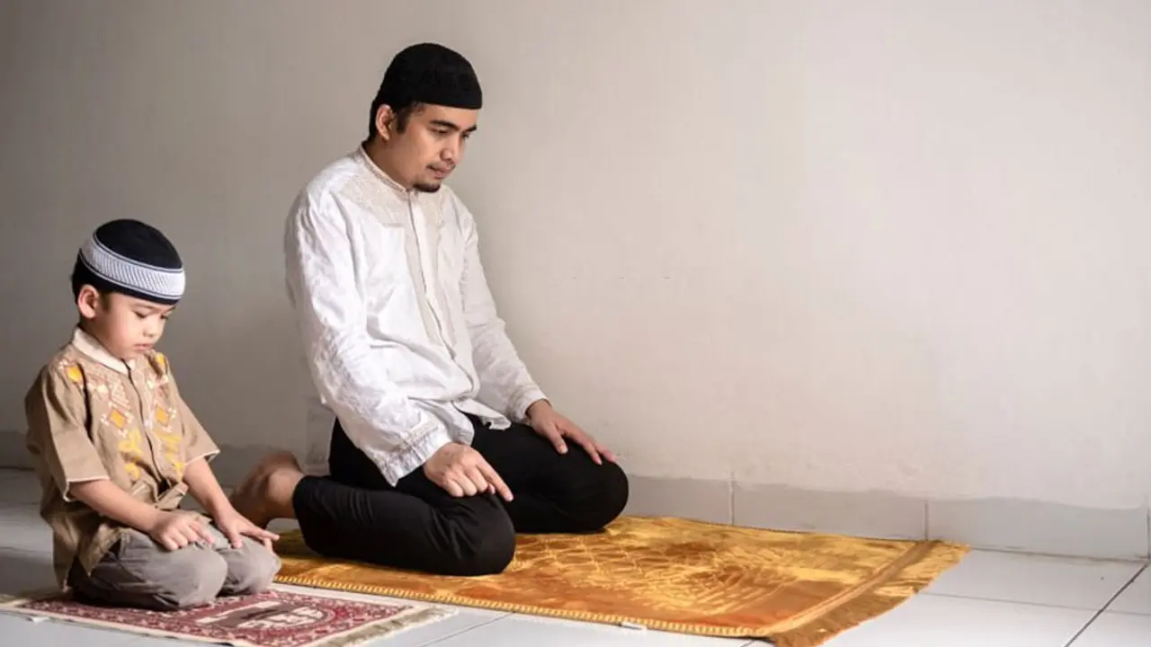 ছেলের প্রতি লোকমান হাকিমের ১০ উপদেশ