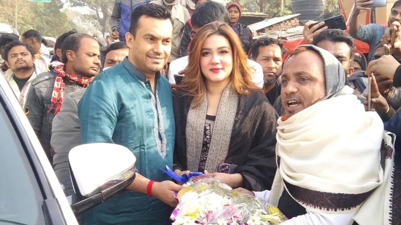 নৌকার পক্ষে কাজ করুন: মাহিয়া মাহি