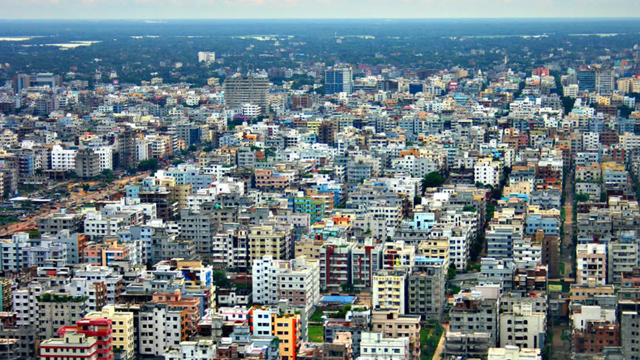 ঢাকার বাতাসের মান আজ সকালেও ‘মধ্যম’