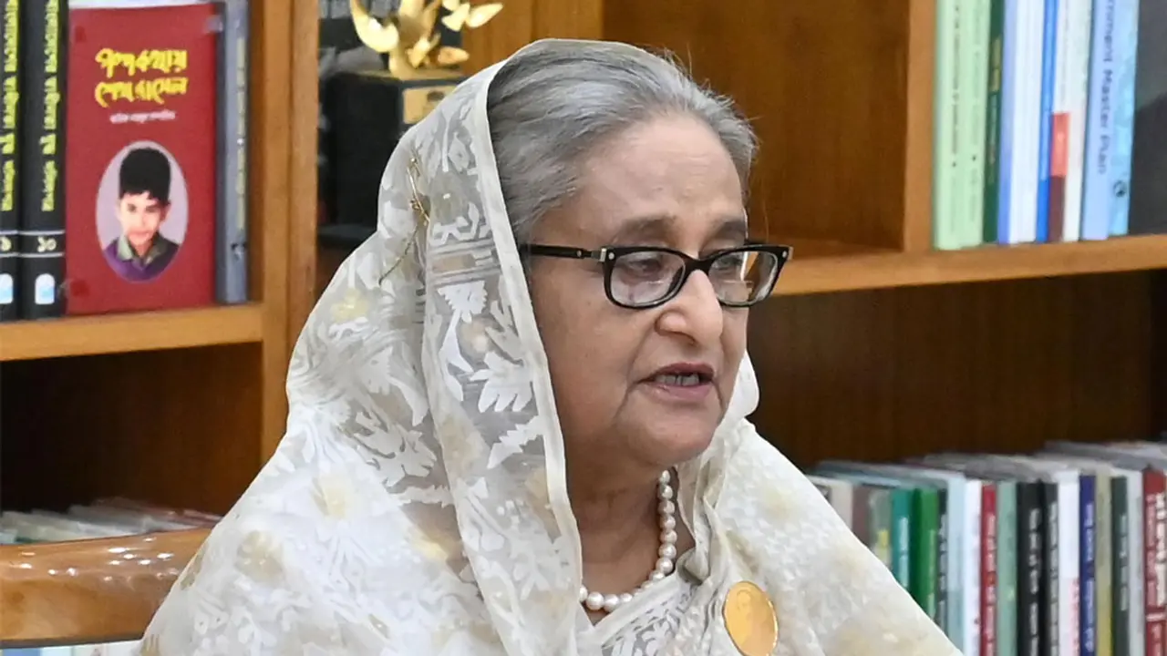 নৌঘাঁটি বানৌজা শের-ই-বাংলার কমিশনিং করলেন প্রধানমন্ত্রী