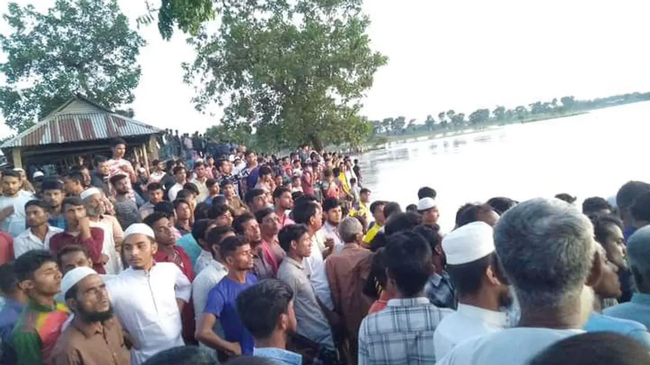 কংস নদীতে নৌকাডুবির ঘটনায় আরও দুইজনের মরদেহ উদ্ধার