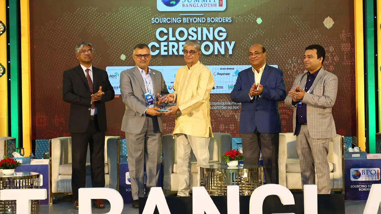 ‘এআই এলেও ভীত হওয়ার কোনো কারণ নেই’