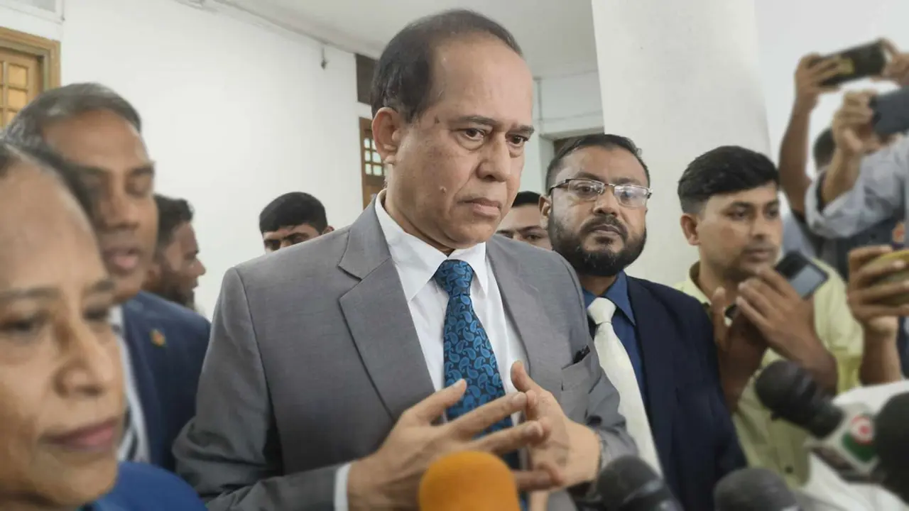 প্রধান বিচারপতির সঙ্গে সিইসির ৩০ মিনিটের রুদ্ধদ্বার বৈঠক