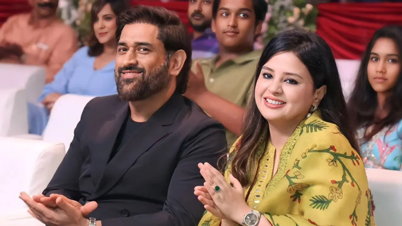 ধোনিকে ‘দত্তক’ নিয়েছিল চেন্নাই!