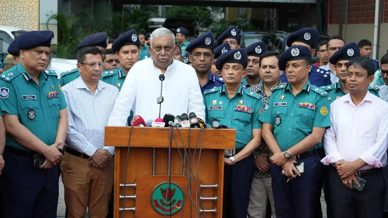 নিপুণ রায়ের অডিওতে শোনা যায়, তোমরা আগুন ধরাও : স্বরাষ্ট্রমন্ত্রী