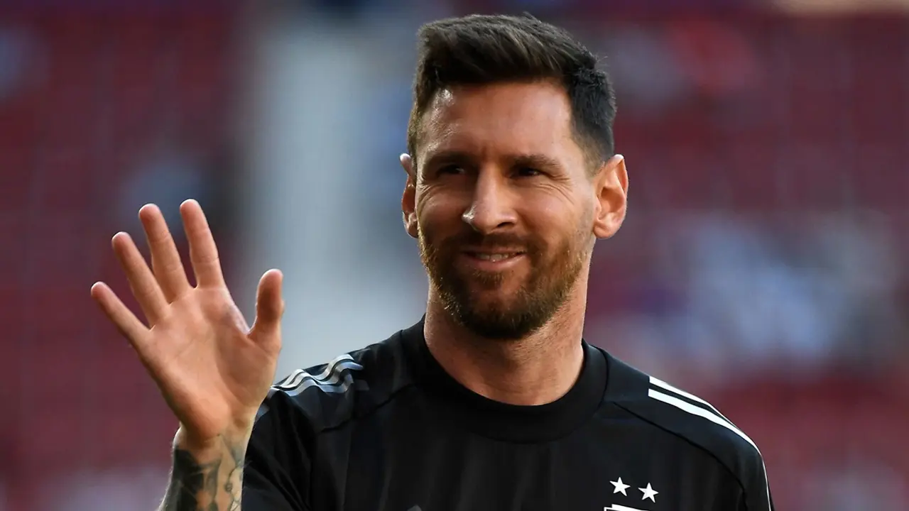 মেসিদের যে জার্সির দাম সাড়ে ৭ হাজার