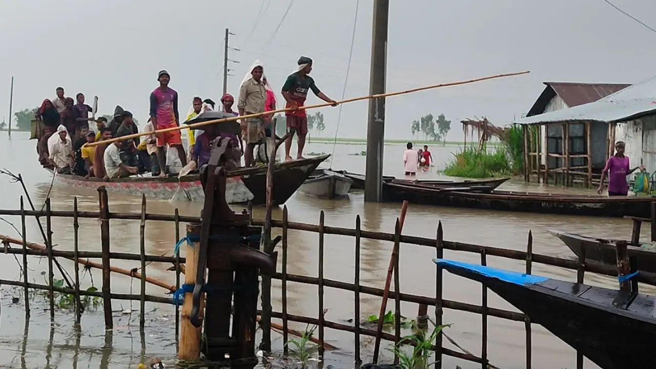 মিনিটে সাড়ে ৪ লাখ কিউসেক পানি ঢুকছে তিস্তায়