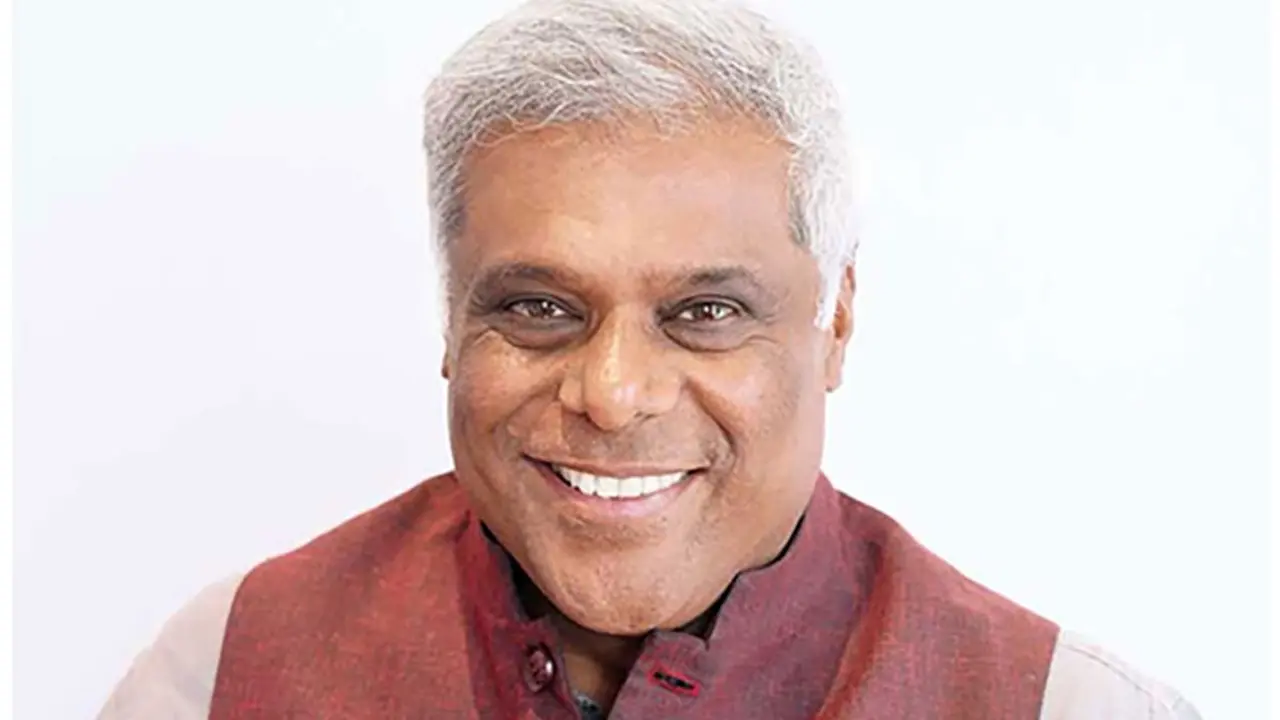 বিয়ের অধ্যায় শেষে কাজে ফেরার পালা আশিসের