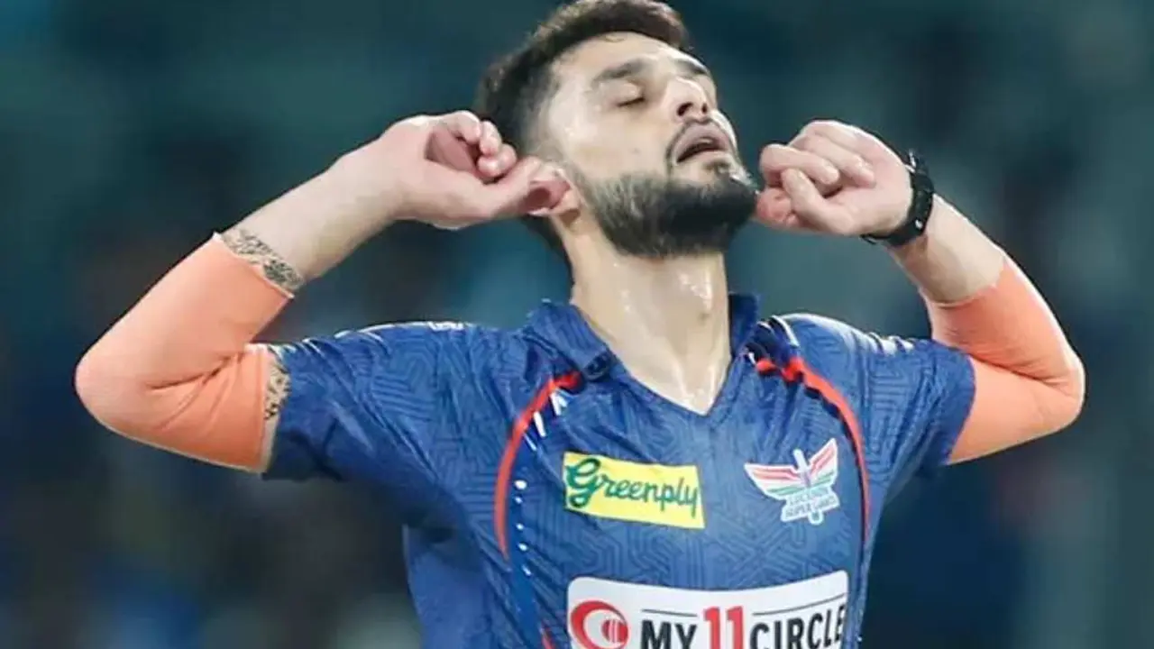 দোষ কোহলিরই ছিল, বিতর্ক আবার উসকে দিলেন আফগান পেসার