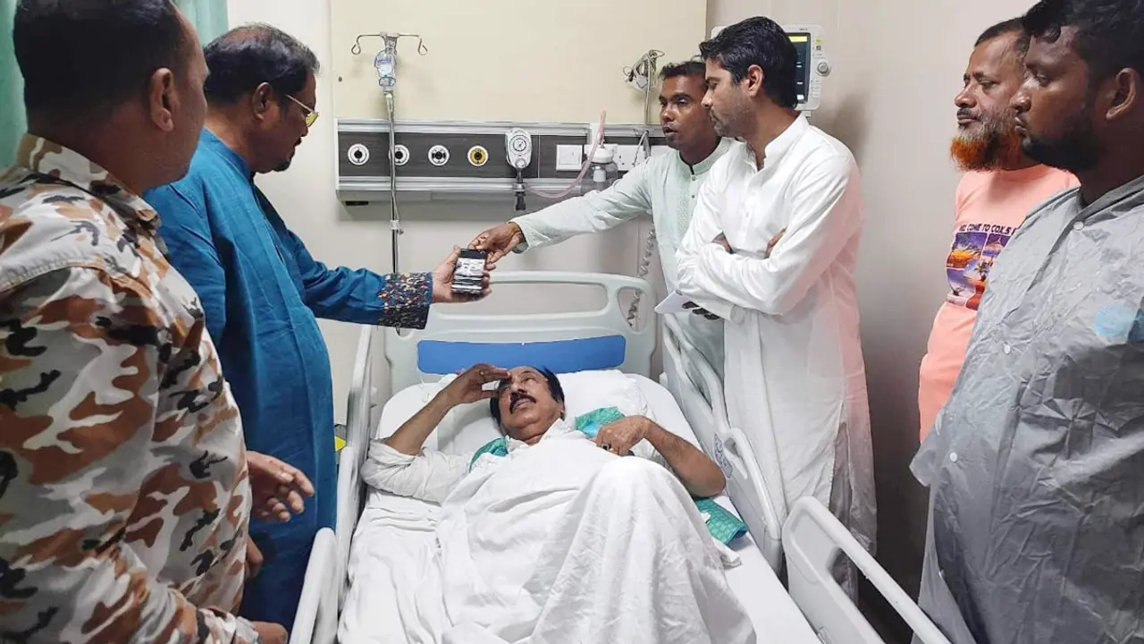 সড়ক দুর্ঘটনায় জাপা নেতা বাবলা আহত