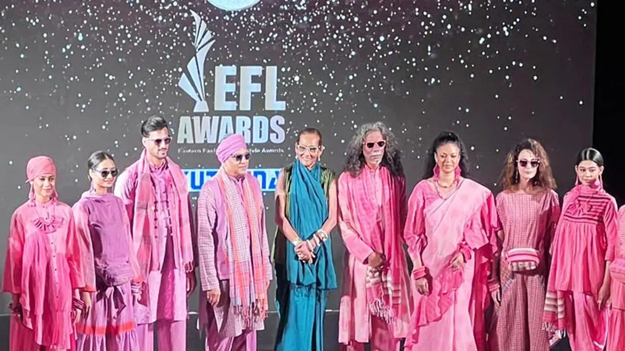 গামছায় ব়্যাম্প মাতালেন অরিন্দম-নয়নিকারা, নেপথ্যে বিবি রাসেল