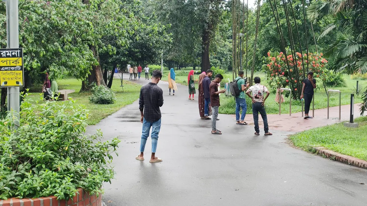 রাজধানীর বিনোদন কেন্দ্রে জমেনি ঈদ আনন্দ