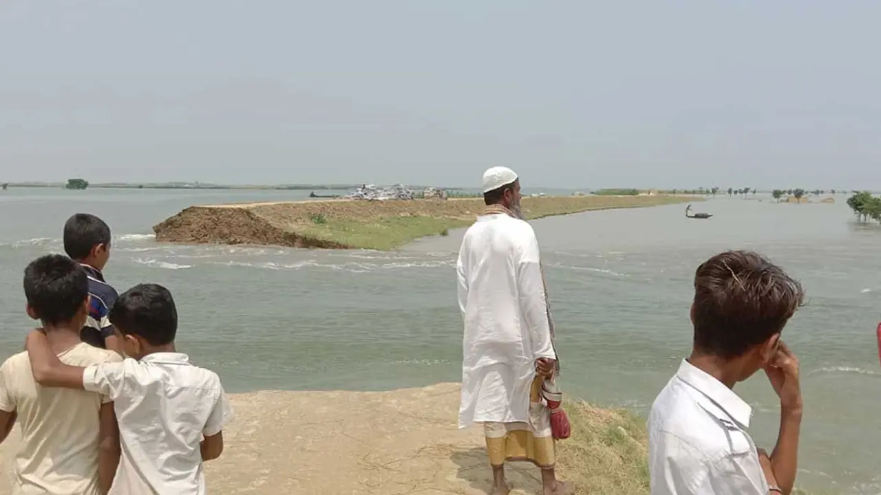 পরিচয় মিলেছে ঢলের পানিতে ভেসে যাওয়া মা-সন্তানদের