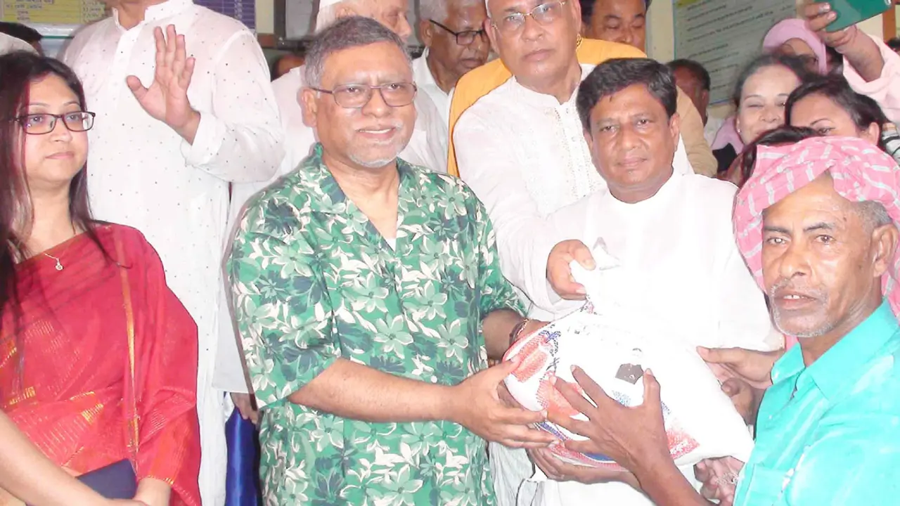 বিএনপি ক্ষমতায় এলে সব উন্নয়ন কাজ বন্ধ করে দেবে : স্বাস্থ্যমন্ত্রী