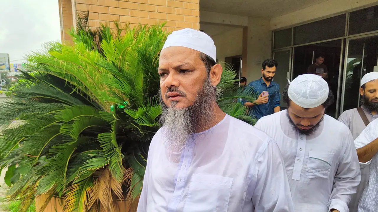 ভোটকেন্দ্রে হাতপাখার প্রার্থীর ওপর হামলার অভিযোগ
