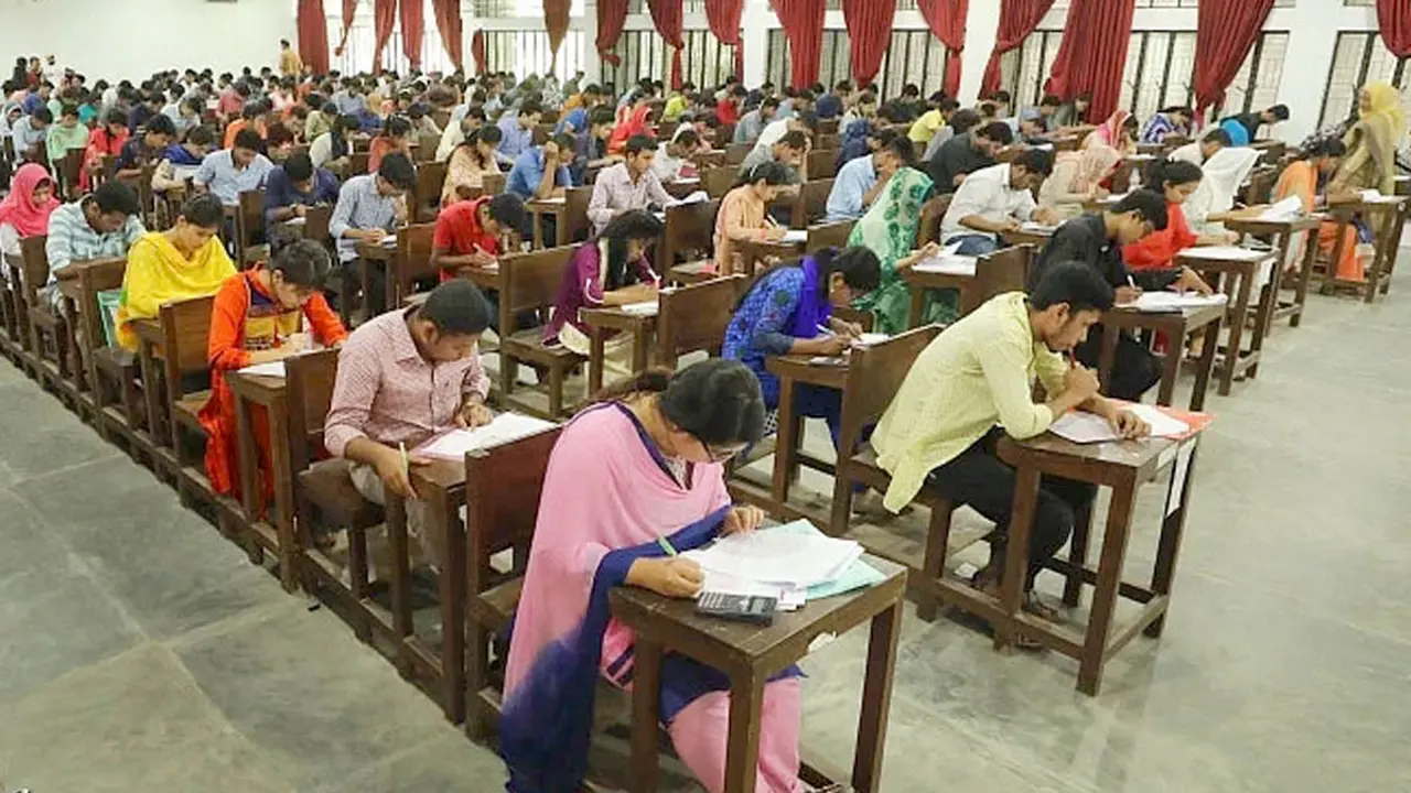 শিক্ষার্থী হারানোর শঙ্কায় বেসরকারি মেডিকেল কলেজগুলো