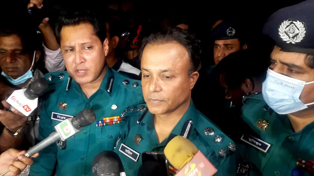 দুয়েক দিন পর বিস্ফোরণের আসল কারণ জানা যাবে : পুলিশ