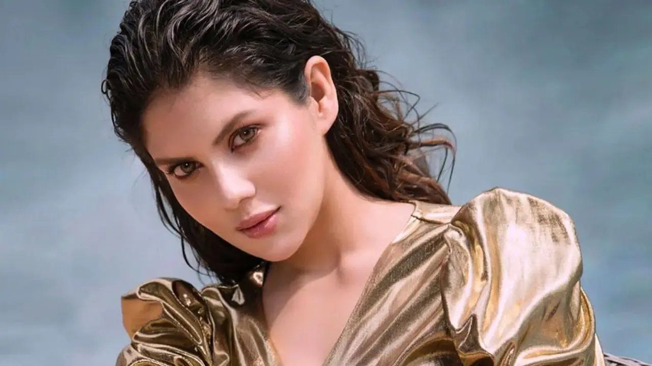 চল্লিশেও প্রেমিক খুঁজছেন পায়েল