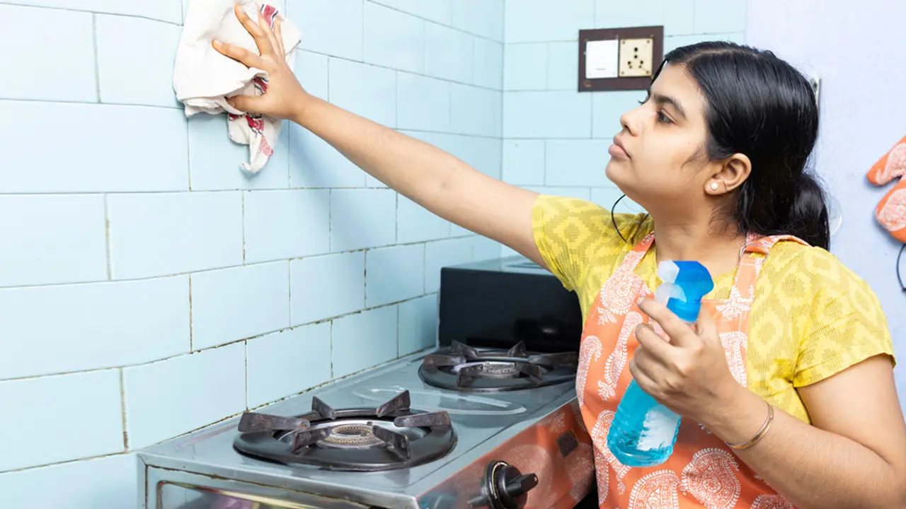 রান্নাঘর পরিষ্কার রাখার সহজ ৭ উপায়
