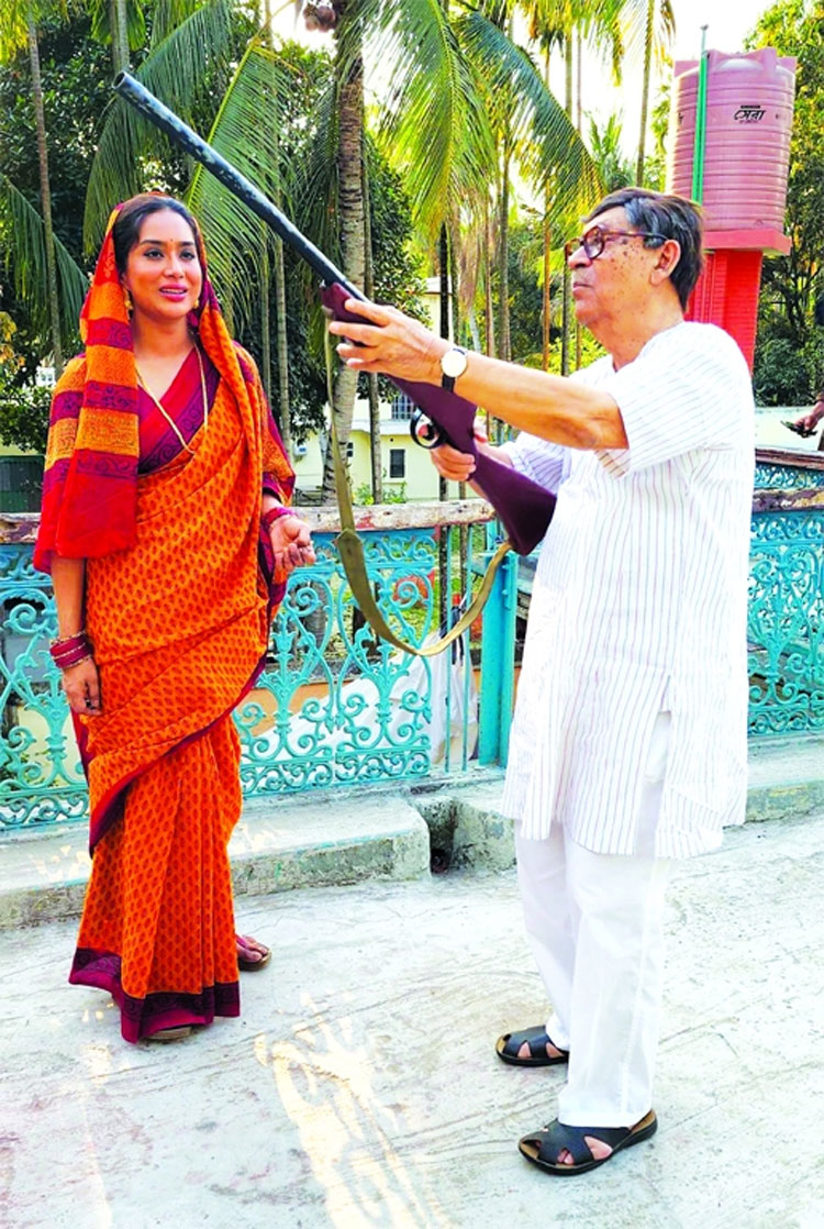 ‘ওলট-পালট’ নাটকের একটি দৃশ্যে আবুল হায়াত ও জাকিয়া বারী মম